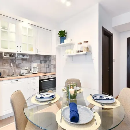 Lyana's One Bedroom Apartment