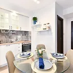 Lyana's One Bedroom Appartamento