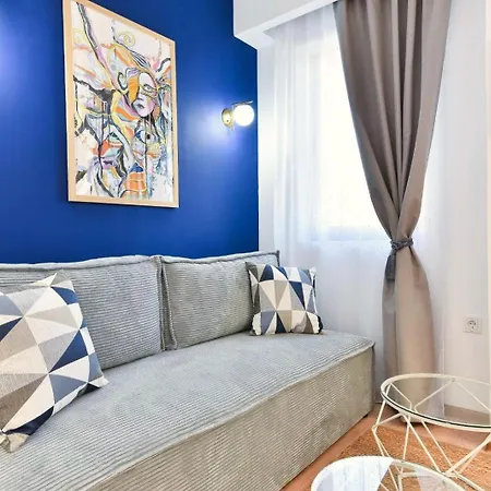 Lyana's One Bedroom