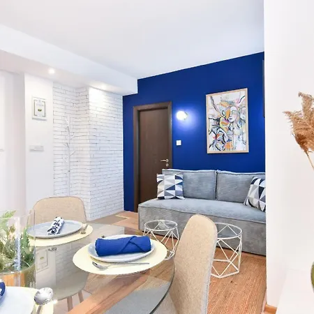 Lyana's One Bedroom *